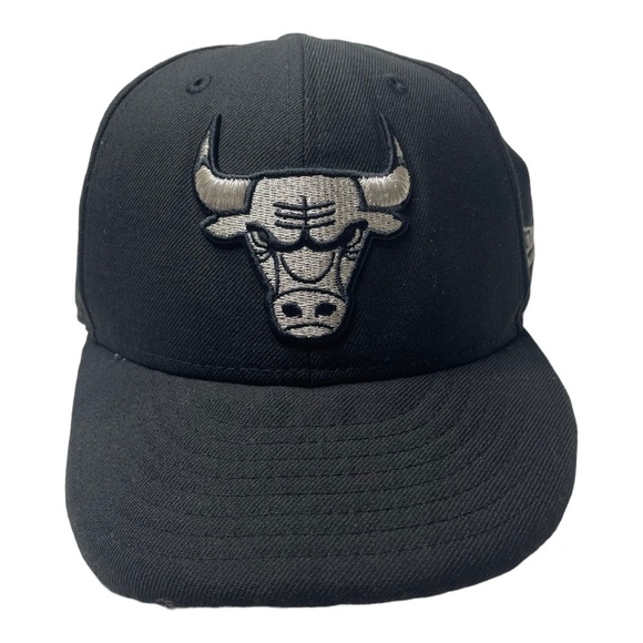 New Era Chicago Bulls Wool SnapBack Hat - Picture 1 of 6
